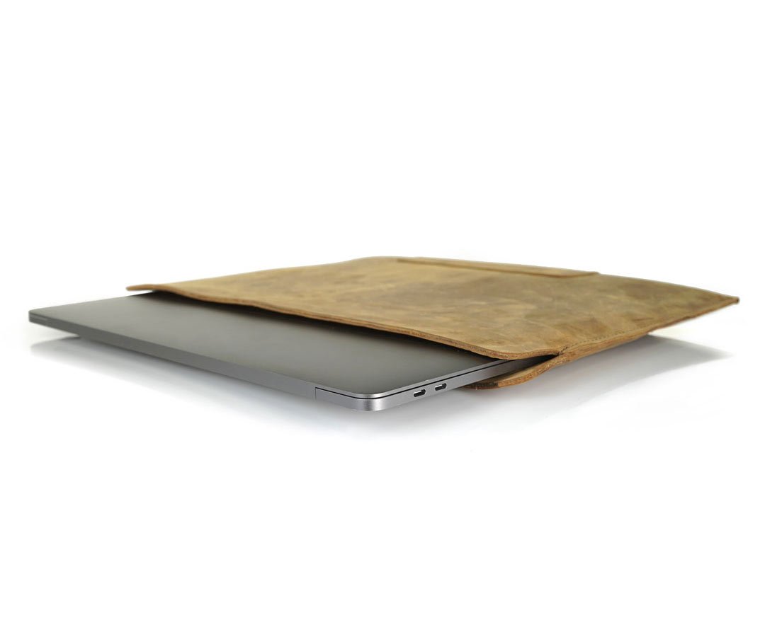 Vero Leather Sleeve for 15-inch MacBook Air, Grizzly Leather