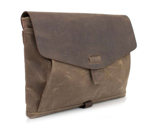 Outback Solo Case for 16-inch MacBook, Waxed Canvas with Chocolate Leather