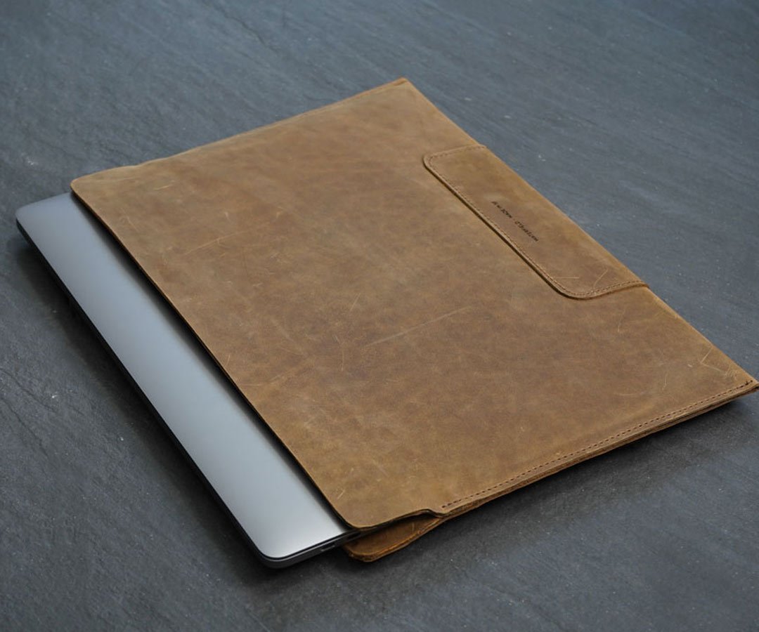 Vero Leather Sleeve for 15-inch MacBook Air, Grizzly Leather